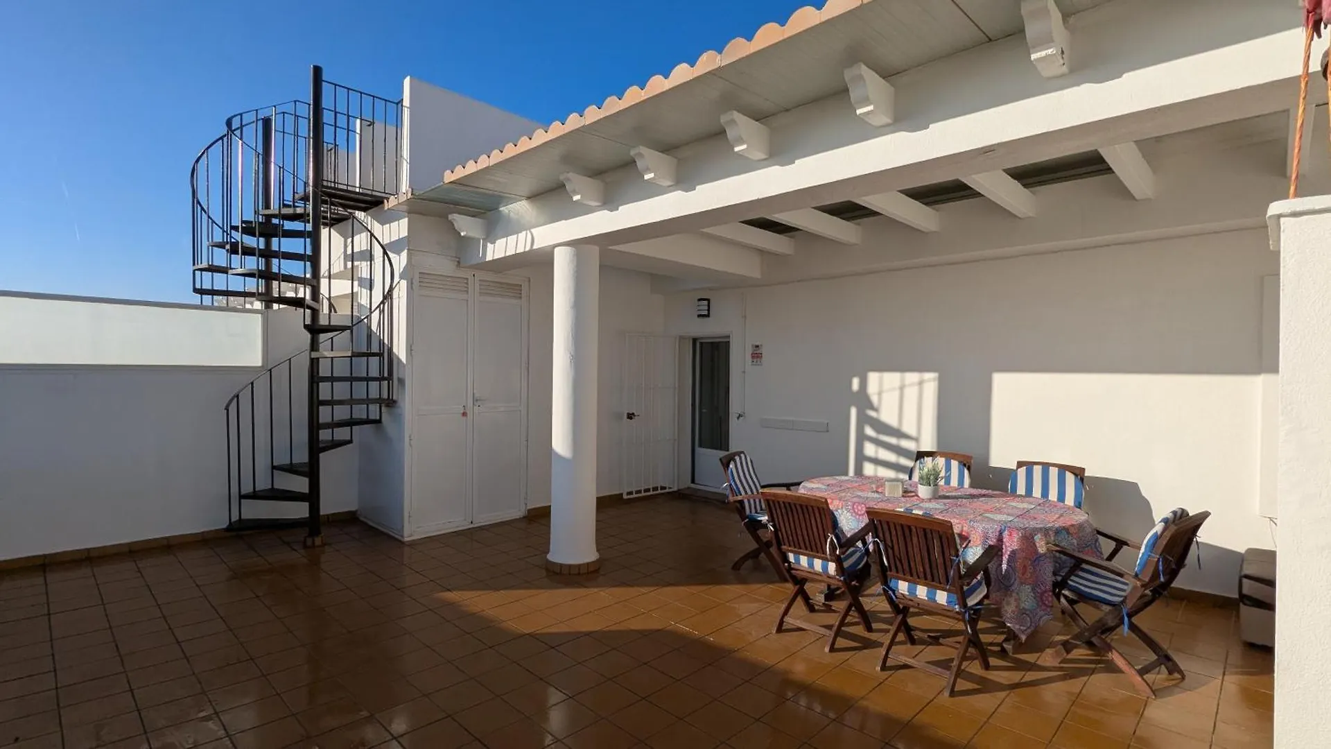 Atico Arcos Terraza Relax Apartment Arcos de la Frontera